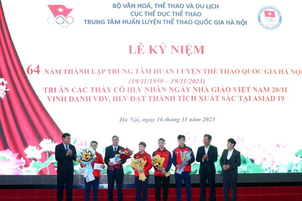 Trung tâm HLTTQG Hà Nội kỷ niệm 64 năm thành lập - Anh 9
