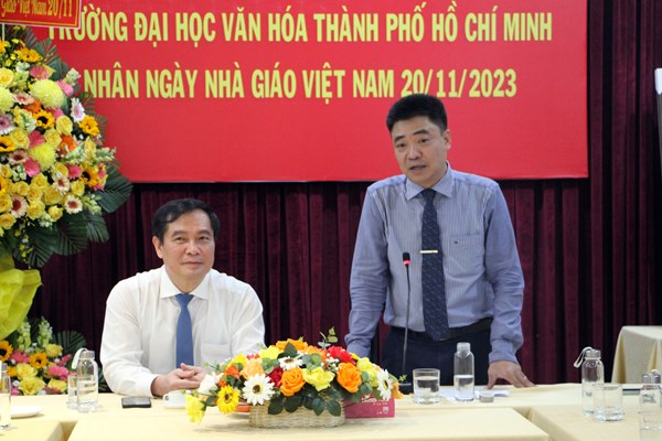 Ban Tuyên giáo Trung ương thăm Trường ĐH Văn hóa TP.HCM nhân Ngày Nhà giáo Việt Nam - Anh 3