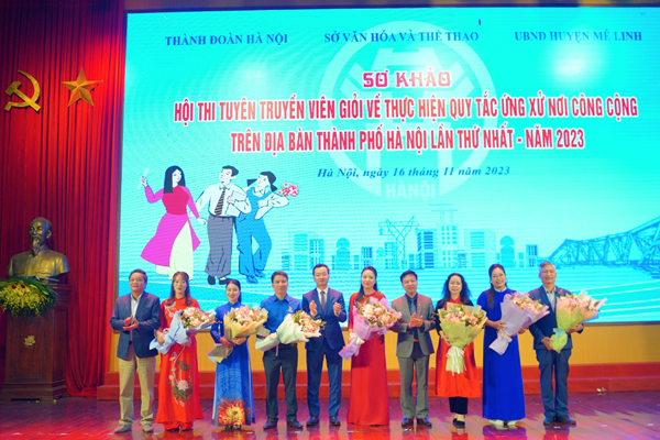 Hà Nội: Hội thi Tuyên truyền viên giỏi tuyên truyền Quy tắc ứng xử nơi công cộng cụm số 3 - Anh 1
