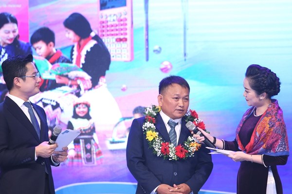 Tuyên dương 58 thầy cô tiêu biểu vùng dân tộc thiểu số và khó khăn - Anh 2