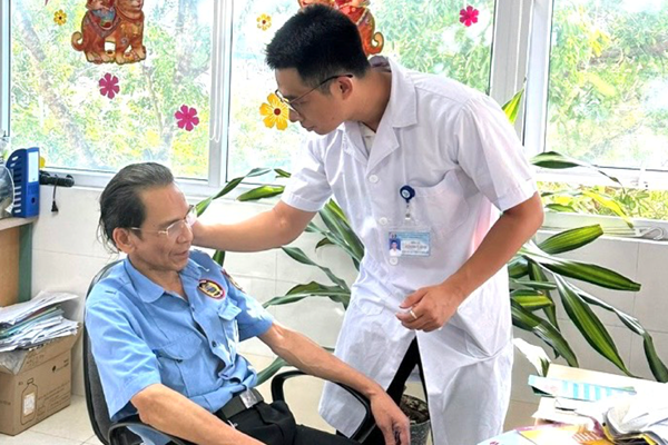 Cai nghiện thuốc lá bằng phương pháp Đông y - Anh 1