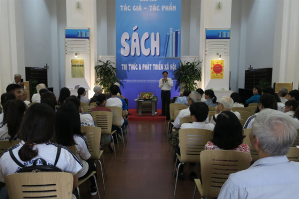 Học tập suốt đời: Như một nhu cầu của cá nhân và xã hội - Anh 2