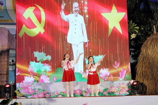 Giao lưu nghệ thuật “Không gian Bác Hồ với thiếu nhi