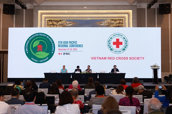 Bế mạc Hội nghị Chữ thập đỏ và Trăng lưỡi liềm đỏ quốc tế - Anh 2