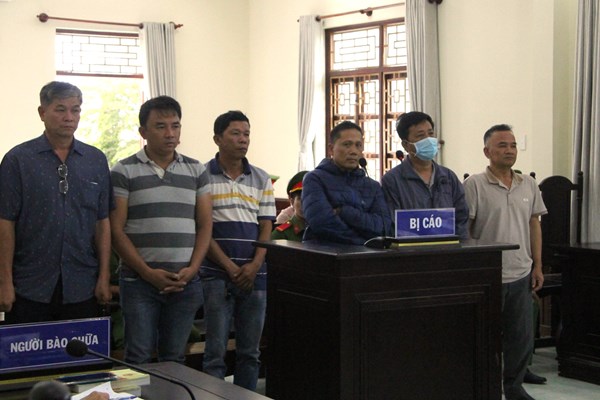 Nhận hối lộ cựu Giám đốc Trung tâm đăng kiểm 85 – 02D ở Ninh Thuận lĩnh án 4 năm 6 tháng tù - Anh 1