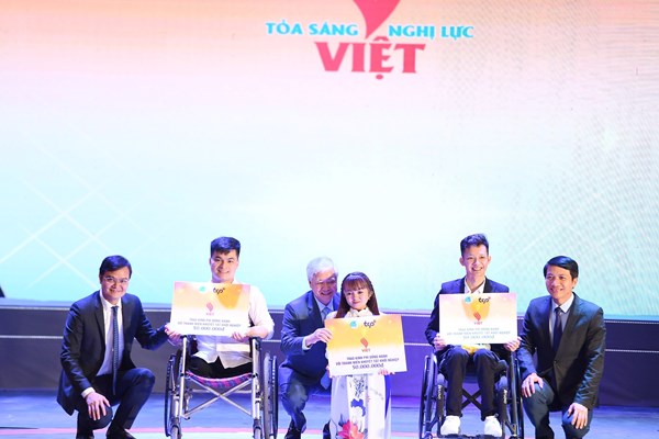 Tuyên dương 35 gương thanh niên khuyết tật tiêu biểu - Anh 2