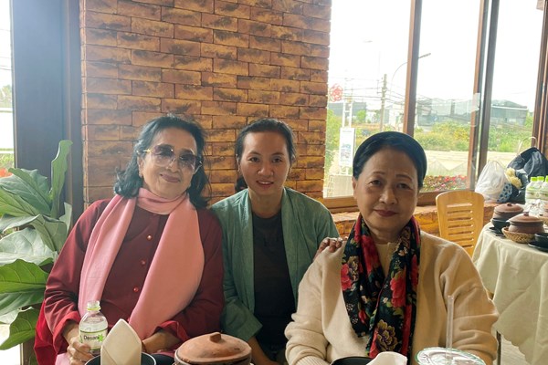 Nghệ sĩ và Liên hoan phim Việt Nam lần thứ XXIII - Anh 2