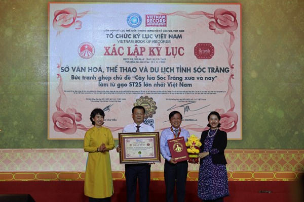 Sóc Trăng: Khai mạc Lễ hội Oóc Om Bóc – Đua ghe Ngo - Anh 3