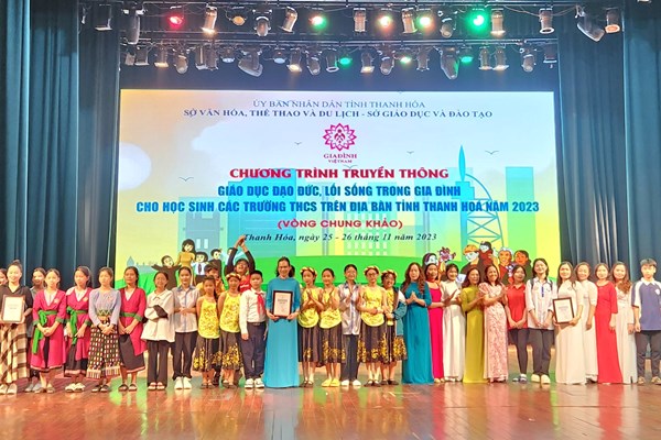Thanh Hóa truyền thông giáo dục đạo đức, lối sống trong gia đình cho học sinh - Anh 4