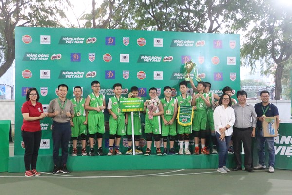 Bế mạc Giải Bóng rổ học sinh tiểu học Hà Nội - Anh 1