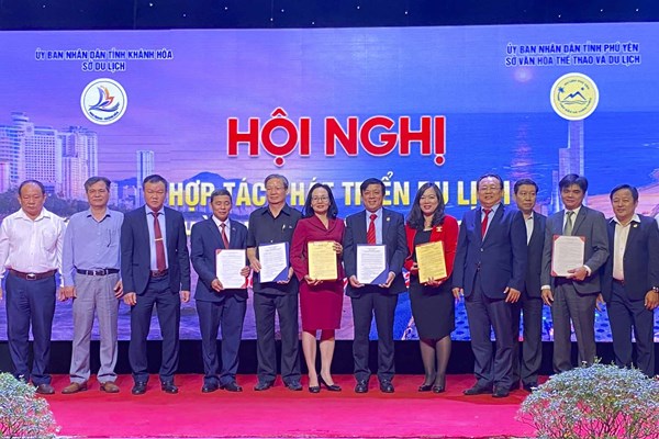 Phú Yên - Khánh Hòa hợp tác phát triển du lịch - Anh 1