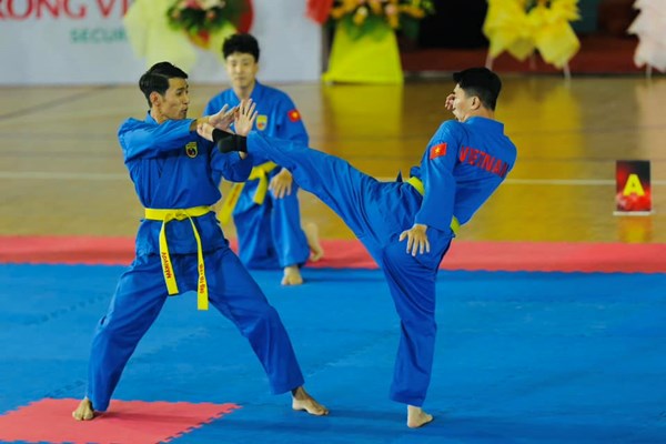 Vovinam Việt Nam tiếp tục thi đấu thành công tại giải thế giới - Anh 1