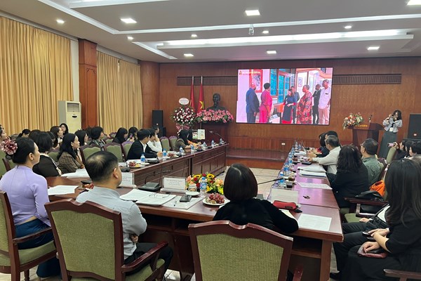 Giáo dục di sản văn hóa ở bảo tàng, di tích: Ngỡ quen mà lạ - Anh 2