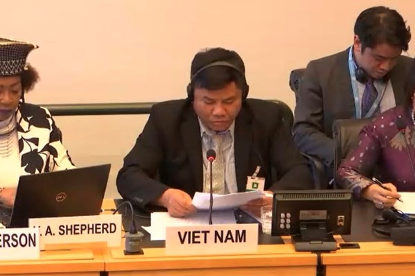 Việt Nam bảo đảm quyền bình đẳng giữa các dân tộc - Anh 1