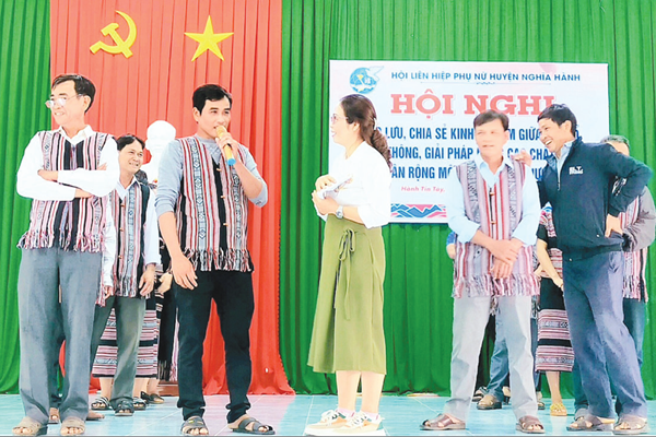 Phụ nữ Hành Tín Tây thay đổi 
