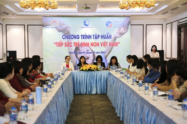 Nâng cao nhận thức cho phụ nữ về phòng tránh và chăm sóc trẻ sinh non - Anh 1