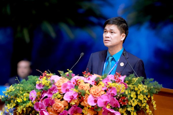 Đề nghị tiếp tục tăng cường sự lãnh đạo của Đảng đối với công tác nâng cao đời sống văn hóa tinh thần cho công nhân - Anh 2