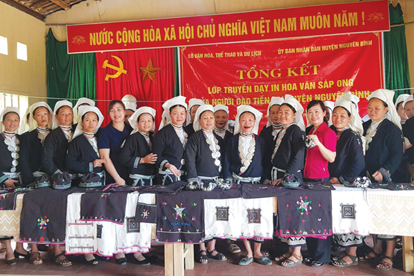 Tạo đột phá từ giá trị đặc trưng - Anh 2