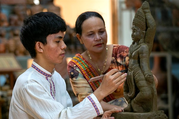 Di sản văn hóa sống và phát triển bền vững: Lấy cộng đồng, chủ thể nắm giữ di sản là trung tâm - Anh 1