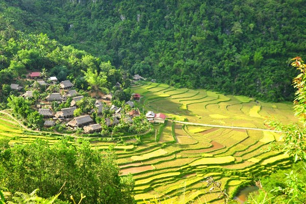 Thanh Hóa: Đưa Pù Luông trở thành một trung tâm du lịch sinh thái - Anh 1