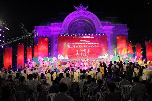 TP.HCM: Kỷ niệm 10 năm UNESCO ghi danh Đờn ca tài tử Nam Bộ - Anh 1