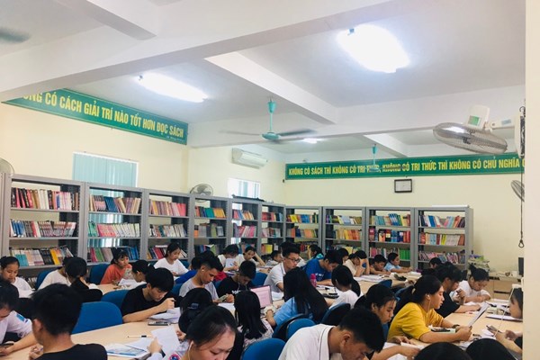 Giải pháp phát triển văn hoá đọc trong cộng đồng để cải thiện tri thức: Cần đồng bộ nhiều giải pháp - Anh 2