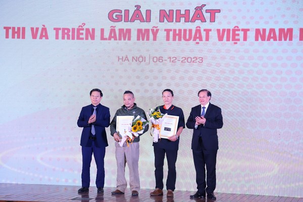 Triển lãm Mỹ thuật Việt Nam năm 2023:Cuộc chuyển giao “sứ mệnh” giữa các thế hệ nghệ sĩ tạo hình - Anh 1