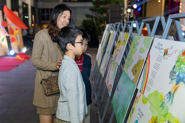 Trao giải Cuộc thi sáng tác thơ, ca khúc đầu tiên về bình đẳng giới - Anh 6