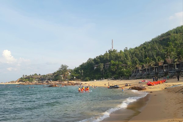 Văn hóa biển, đảo “miền đất Võ” (Bài 3): Chiến lược phát triển bền vững kinh tế, du lịch biển, đảo - Anh 3