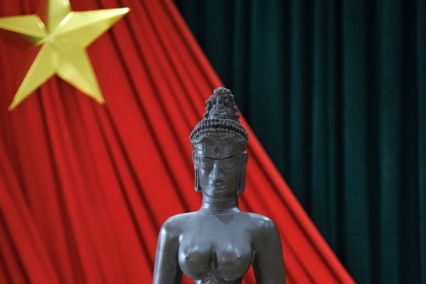 Bàn giao hiện vật con ốc và đóa sen về với bảo vật quốc gia tượng Bồ tát Tara: Sẽ hoàn nguyên hay vẫn để tách rời với bảo vật? - Anh 2