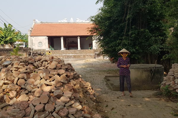 Vì sao đình Chuế Cầu đang tu bổ phải dừng lại? - Anh 1