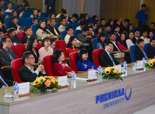 Cuộc thi “Tiếng hát sinh viên” góp phần nâng cao chất lượng giáo dục toàn diện cho sinh viên - Anh 2