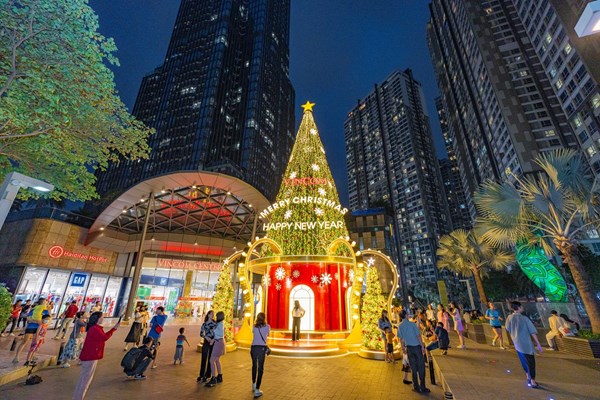 Đến Vincom trải nghiệm đại tiệc Giáng sinh nơi xứ sở diệu kỳ Toyderland - Anh 4