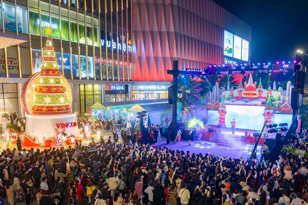 Đến Vincom trải nghiệm đại tiệc Giáng sinh nơi xứ sở diệu kỳ Toyderland - Anh 5