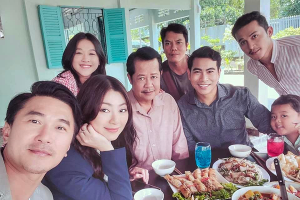 "Tro tàn rực rỡ", "Nhà bà Nữ", "Con Nhót mót chồng" được đề cử Giải thưởng Ngôi sao Xanh - ảnh 2