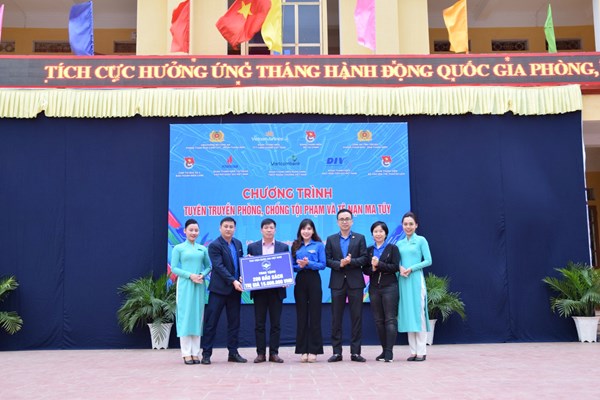 Đoàn Thanh niên Bộ VHTTDL phối hợp tổ chức Chương trình tình nguyện mùa Đông năm 2023 và Xuân tình nguyện năm 2024 - Anh 1