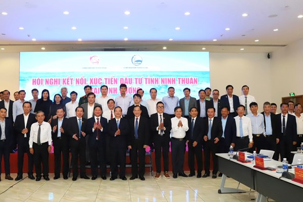 Cam kết tạo mọi điều kiện cho doanh nghiệp du lịch đầu tư vào Ninh Thuận - Anh 5