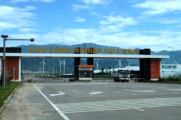 Cam kết tạo mọi điều kiện cho doanh nghiệp du lịch đầu tư vào Ninh Thuận - Anh 4