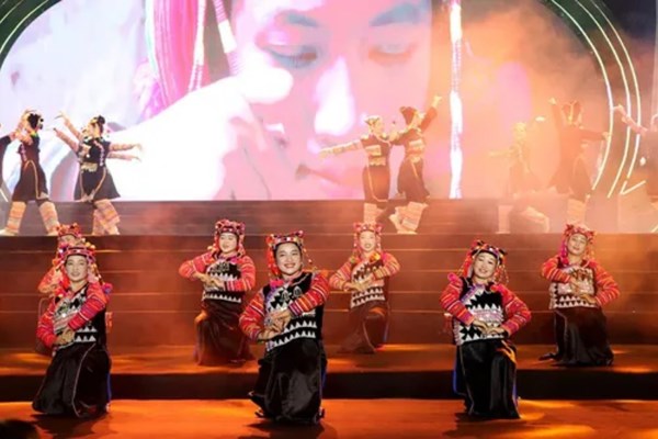 Rộn ràng, sôi động Tuần Văn hóa, du lịch Điện Biên tại Hà Nội - Anh 3