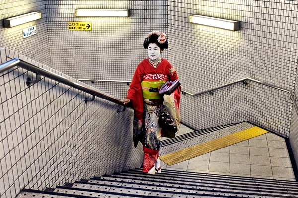 Geisha thay đổi để giữ nghề - Anh 1