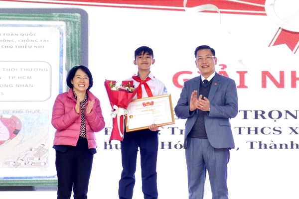 16 tập thể, cá nhân được trao giải cuộc thi 