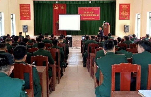 Thanh Hóa: Bồi dưỡng kiến thức dân tộc cho các sĩ quan, quân nhân chuyên nghiệp - Anh 1
