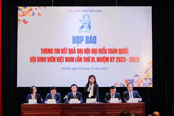 Bế mạc Đại hội đại biểu toàn quốc lần thứ XI Hội Sinh viên Việt Nam - Anh 2