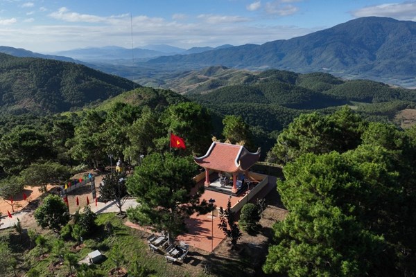 Kon Tum: Đánh thức tiềm năng phát triển du lịch ở huyện Sa Thầy - Anh 2