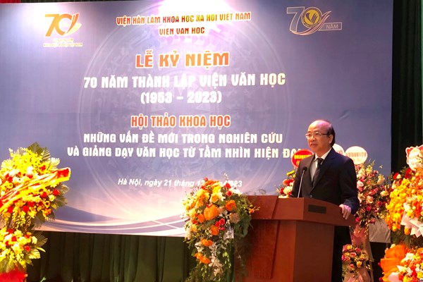 Viện Văn học: Nhiều thành tựu đáng trân trọng và tự hào - Anh 1