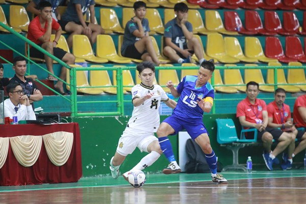 Thái Sơn Nam chia điểm với đội bóng Thái Lan trong ngày ra quân giải Futsal quốc tế TP.HCM - Anh 1