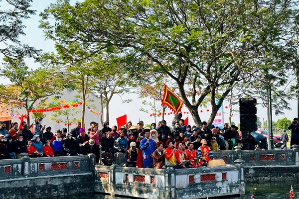 Múa rối nước Đào Thục đón Bằng chứng nhận Di sản văn hóa phi vật thể quốc gia - Anh 1
