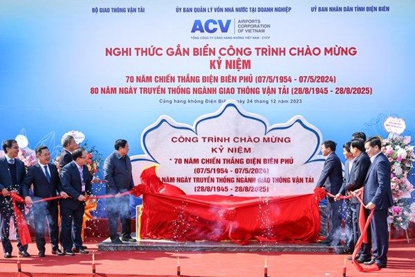 Việc khánh thành cùng lúc 4 công trình giao thông là một dấu mốc lịch sử - Anh 1