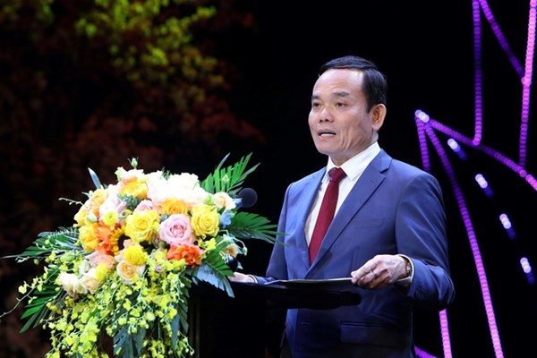 Tuyên dương 143 học sinh, sinh viên, thanh niên dân tộc thiểu số xuất sắc, tiêu biểu - Anh 1