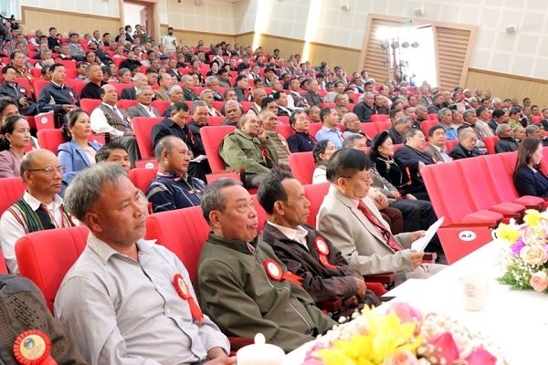 Lâm Đồng: Gặp mặt, biểu dương, tôn vinh 448 điển hình tiên tiến là người có uy tín trong đồng bào DTTS - Anh 2